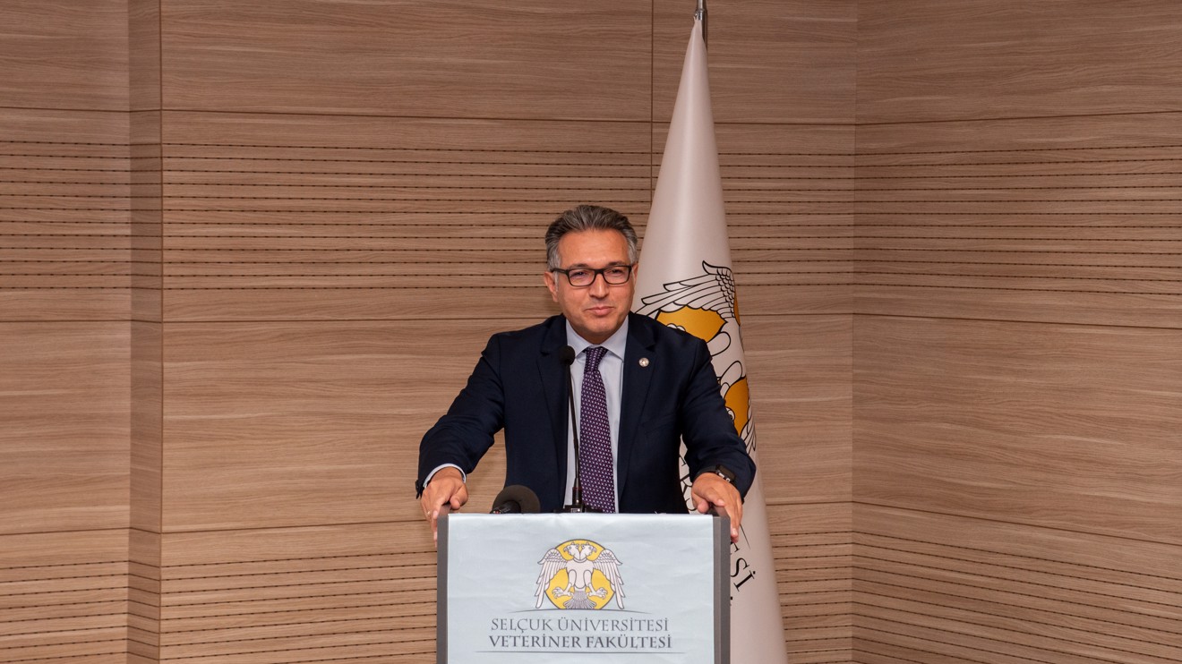 Selçuk Üniversitesi Veteriner Fakültesinde akademik kurul toplantısı